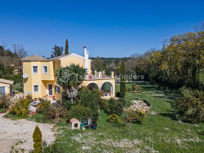 Image No.5-3 Bed House for sale