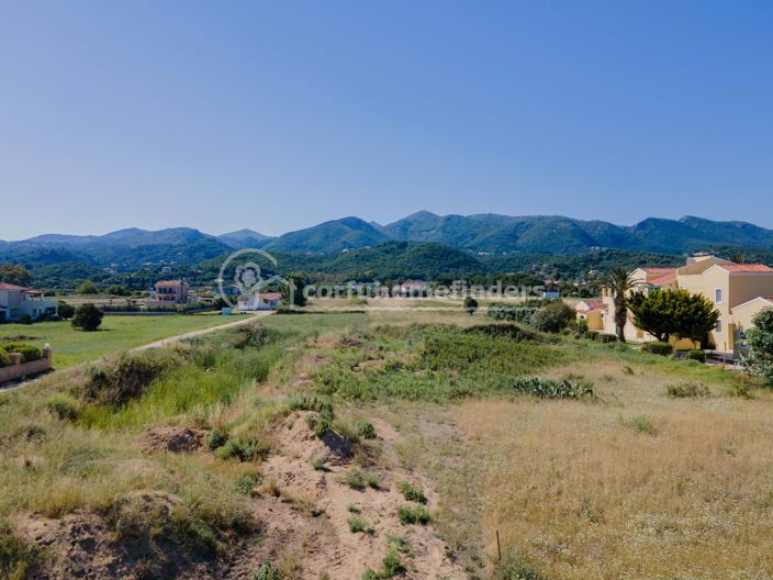 Image No.2-4 Bed Land for sale