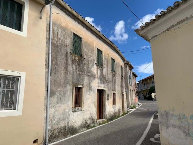 Image No.3-2 Bed Property for sale