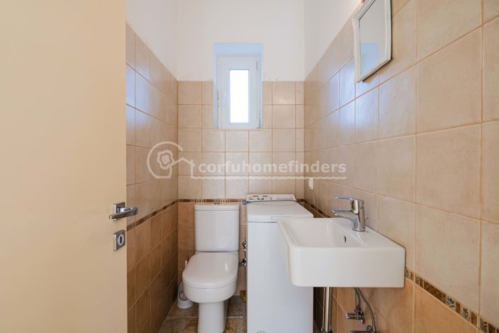 Image No.13-3 Bed House for sale