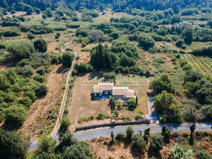 Image No.15-3 Bed House for sale