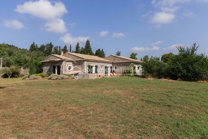 Image No.2-3 Bed House for sale