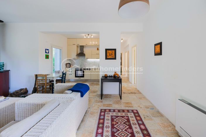 Image No.5-3 Bed House for sale