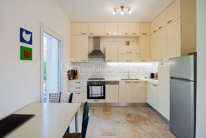 Image No.7-3 Bed House for sale