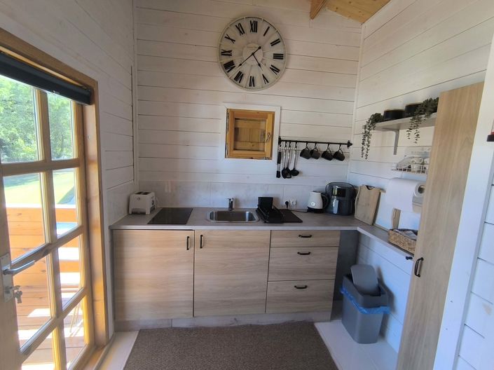 Image No.5-2 Bed House for sale