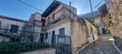 afdb1ad0-ae6e-4d87-a57f-e13facb99d2b