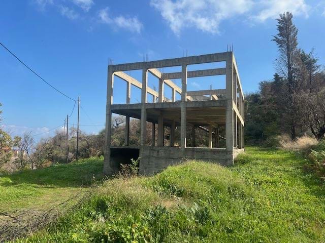 Image No.2-House for sale