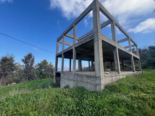 Image No.5-Maison à vendre à Loutses