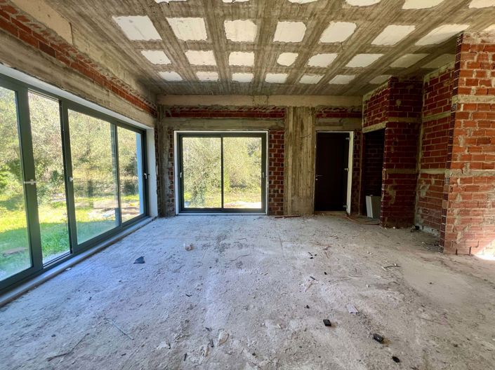 Image No.7-3 Bed House for sale