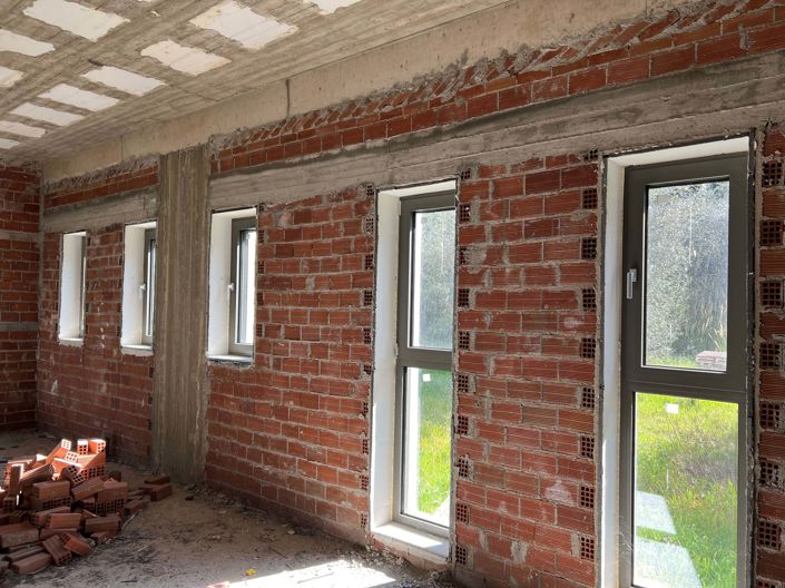 Image No.8-3 Bed House for sale