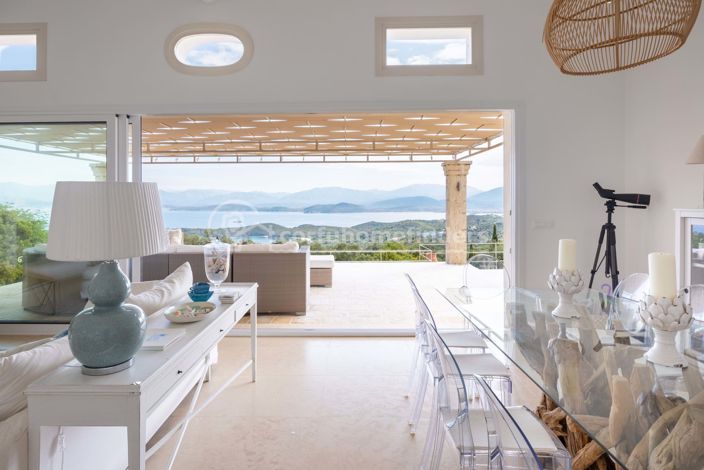 Image No.10-Maison de 4 chambres à vendre à Kassiopi