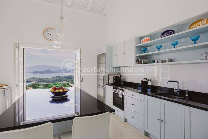 Image No.14-Maison de 4 chambres à vendre à Kassiopi