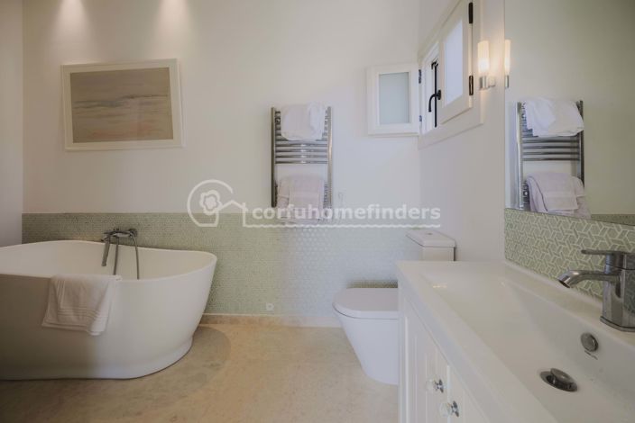 Image No.26-Maison de 4 chambres à vendre à Kassiopi