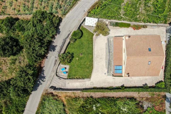 Image No.18-2 Bed House for sale