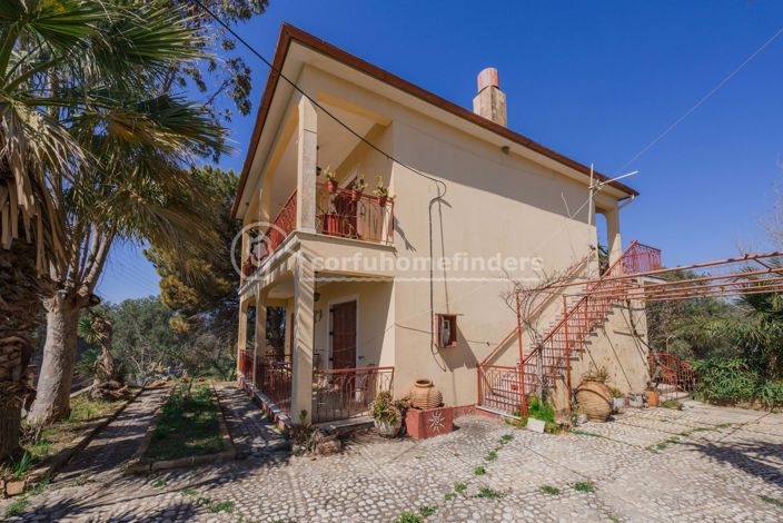 Image No.4-4 Bed House for sale