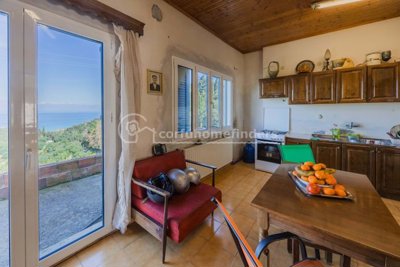 5e8b98ff-700c-4977-abe7-85ebba9babb5