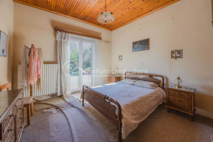 Image No.6-House for sale