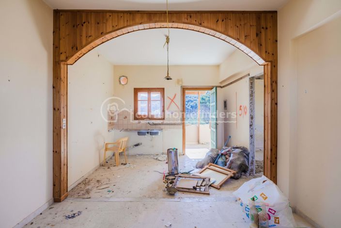 Image No.4-4 Bed House for sale