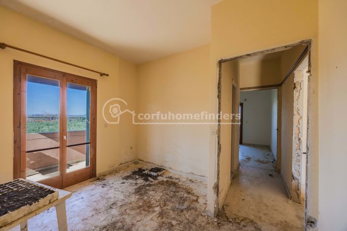 Image No.6-4 Bed House for sale