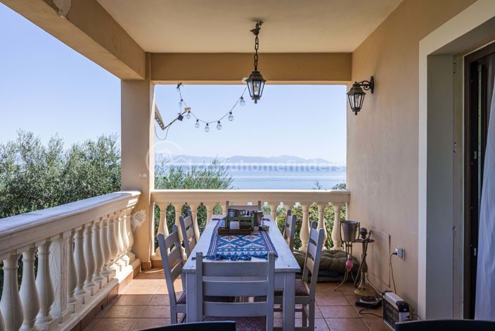 Image No.4-3 Bed House for sale