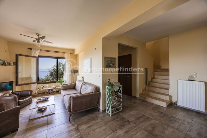 Image No.6-3 Bed House for sale