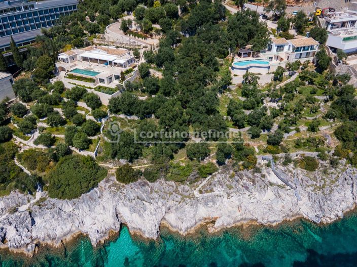 Image No.5-Terre de 4 chambres à vendre à Nissaki