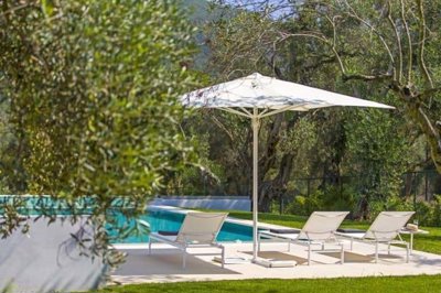 58d2344e-20ff-4f37-8532-de2d0337eec2