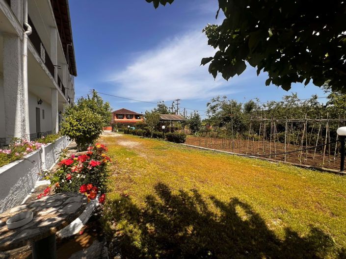 Image No.18-14 Bed Apartment for sale