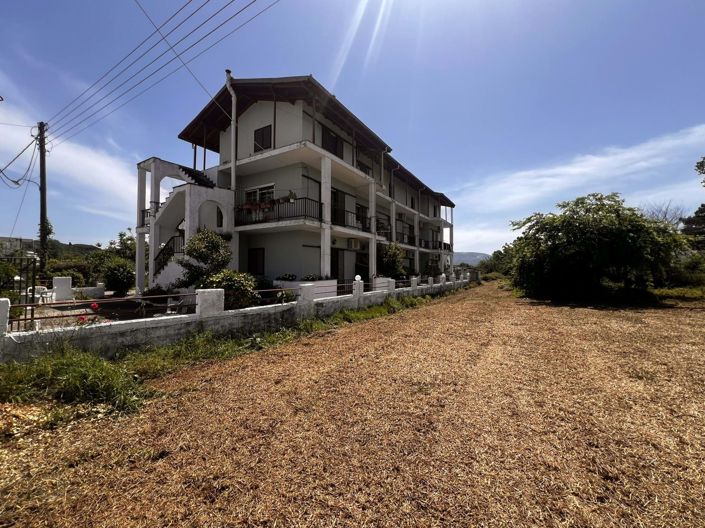 Image No.19-14 Bed Apartment for sale