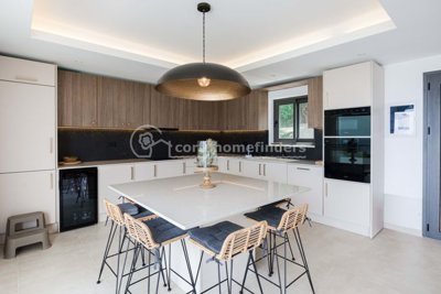 9471add8-2d91-4185-bcf0-76ed36e52217