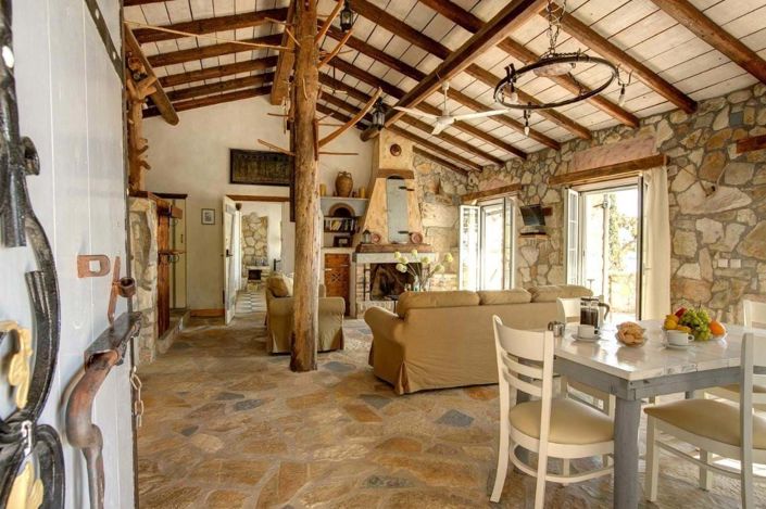 Image No.6-3 Bed House for sale