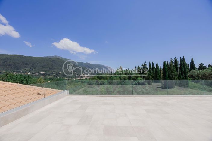 Image No.19-4 Bed House for sale