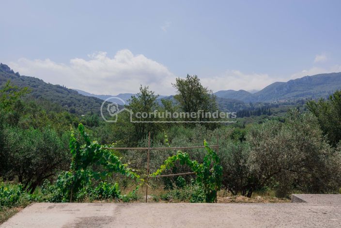 Image No.17-3 Bed House for sale