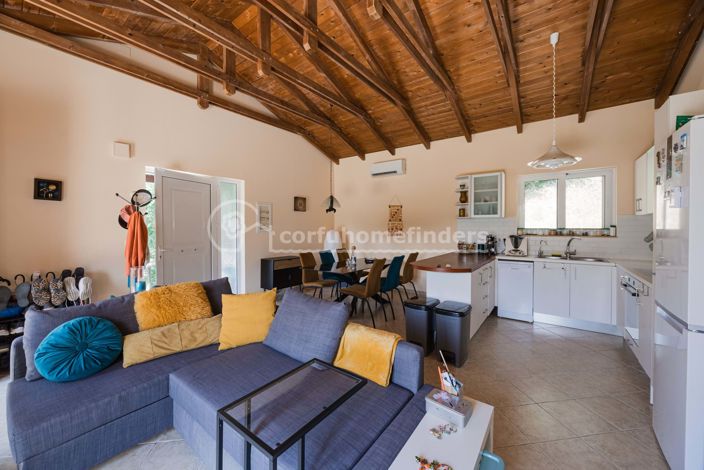 Image No.8-3 Bed House for sale