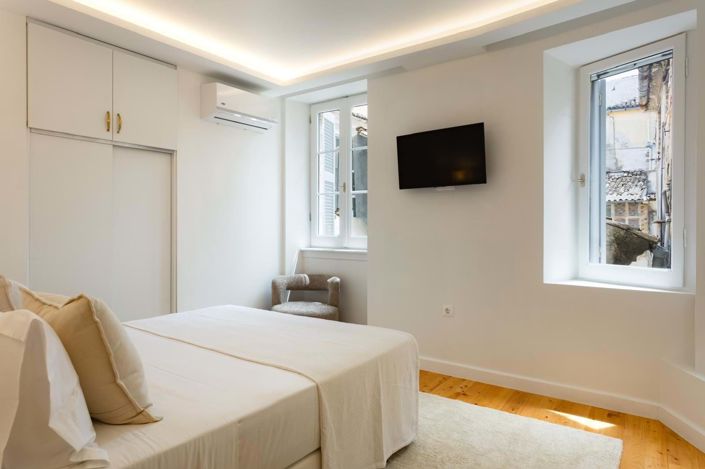 Image No.8-3 Bed Apartment for sale