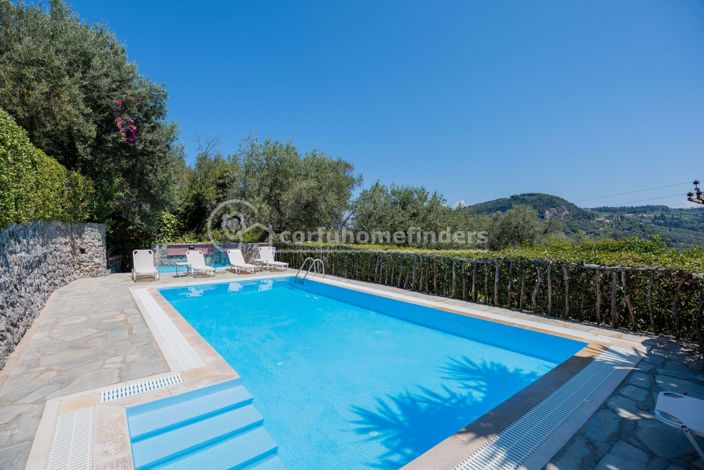 Image No.25-4 Bed House for sale