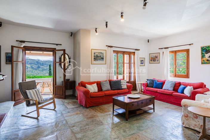 Image No.7-4 Bed House for sale