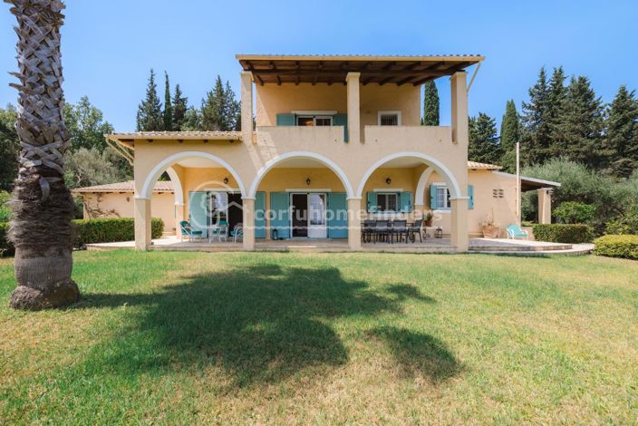 Image No.10-4 Bed House for sale