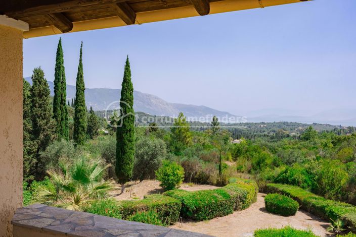 Image No.21-4 Bed House for sale