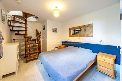 a6e29541-094f-4d51-b4b3-cef561d97801