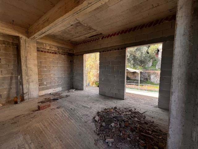 Image No.3-2 Bed House for sale