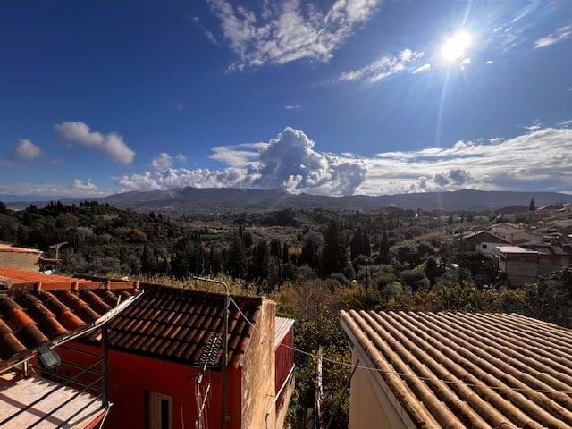 Image No.7-2 Bed House for sale