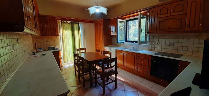 Image No.3-4 Bed House for sale