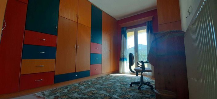 Image No.7-4 Bed House for sale