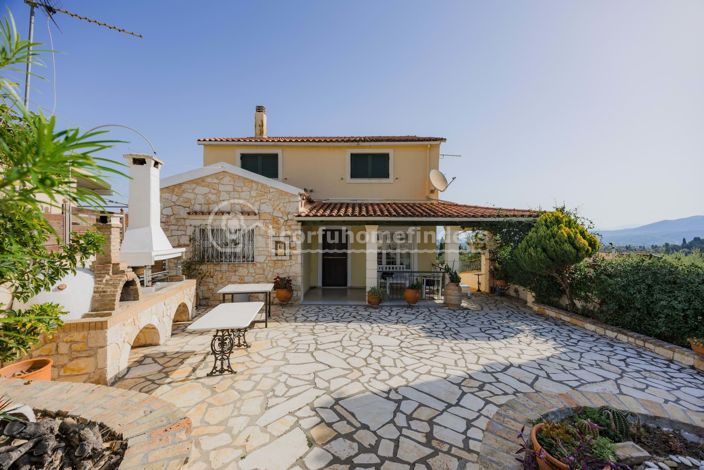 Image No.1-6 Bed House for sale