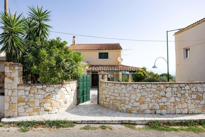 Image No.2-6 Bed House for sale