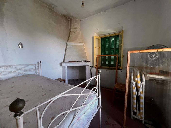 Image No.9-3 Bed Property for sale