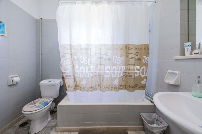 Image No.12-4 Bed House for sale