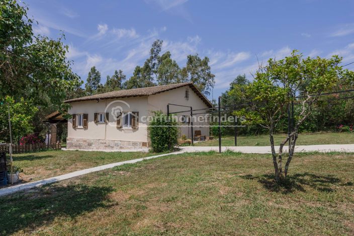 Image No.2-4 Bed House for sale