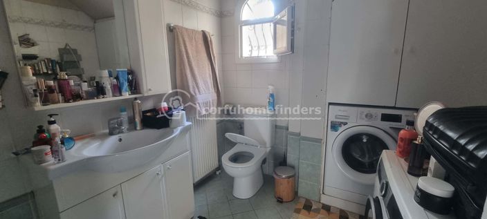 Image No.15-3 Bed House for sale